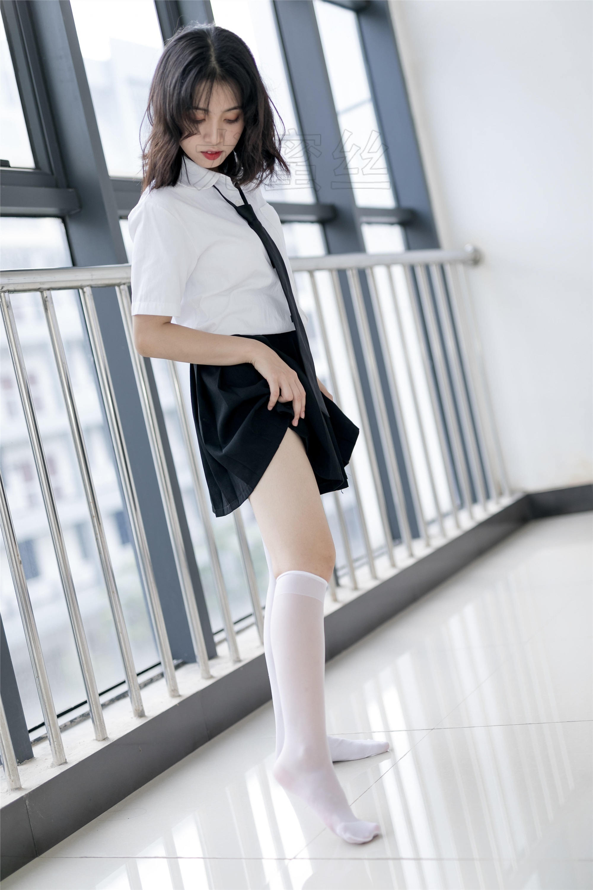 尤蜜丝 穿搭写真 NO.005